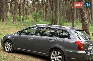 Универсал Toyota Avensis 2004 в Ровно