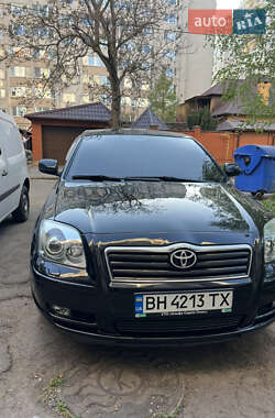 Седан Toyota Avensis 2003 в Одесі