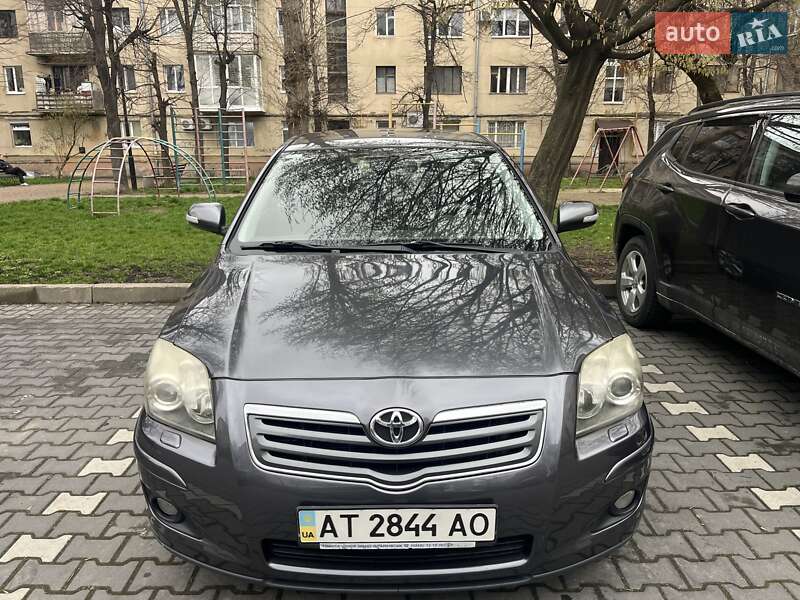 Toyota Avensis 2008