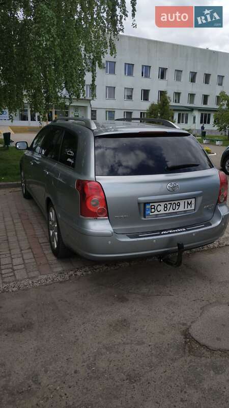 Универсал Toyota Avensis 2007 в Сокале