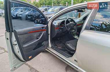 Седан Toyota Avensis 2004 в 
