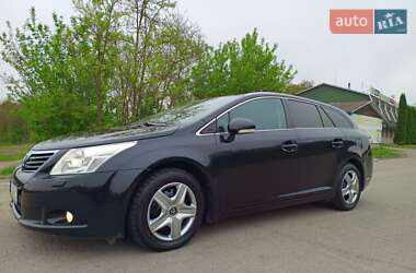 Універсал Toyota Avensis 2011 в 