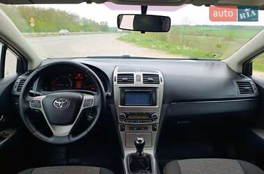Універсал Toyota Avensis 2011 в 