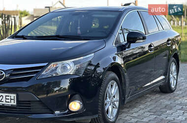 Универсал Toyota Avensis 2015 в 