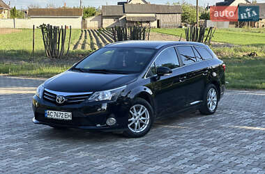 Универсал Toyota Avensis 2015 в 