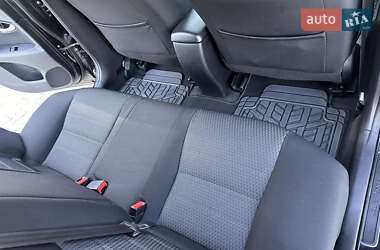 Универсал Toyota Avensis 2015 в 
