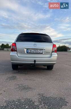 Універсал Toyota Avensis 2006 в 