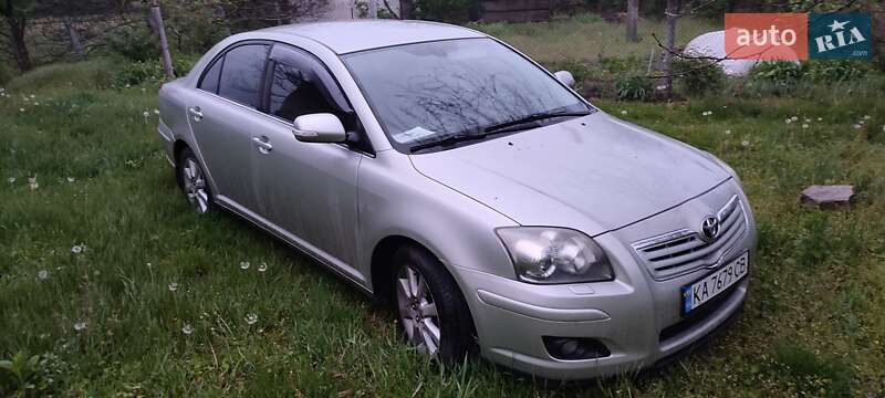 Седан Toyota Avensis 2008 в Кам'янець-Подільському