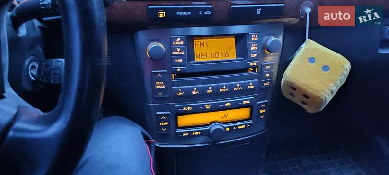 Седан Toyota Avensis 2008 в Кам'янець-Подільському