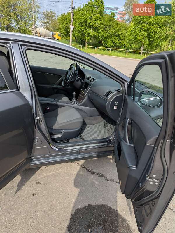 Универсал Toyota Avensis 2009 в Ровно фото 13 Универсал Toyota Avensis 2009 в Ровно