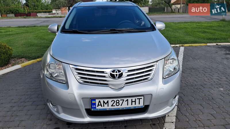 Універсал Toyota Avensis 2009 в Коростені