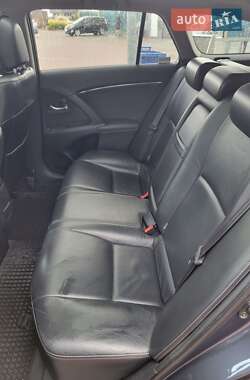 Універсал Toyota Avensis 2010 в 