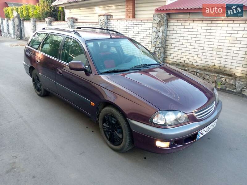 Toyota Avensis 1999