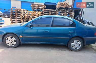 Седан Toyota Avensis 1997 в 