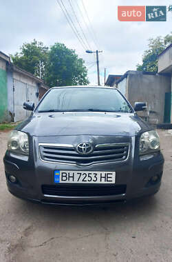 Седан Toyota Avensis 2008 в Одессе