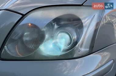 Ліфтбек Toyota Avensis 2005 в 