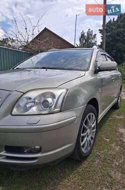 Универсал Toyota Avensis 2004 в Сновске