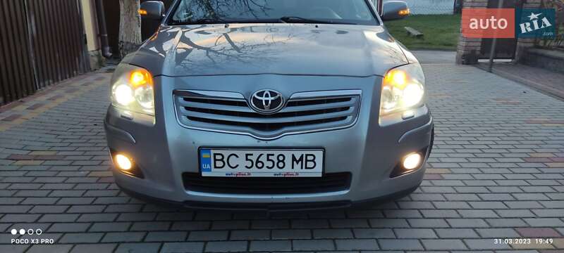 Універсал Toyota Avensis 2007 в Городку