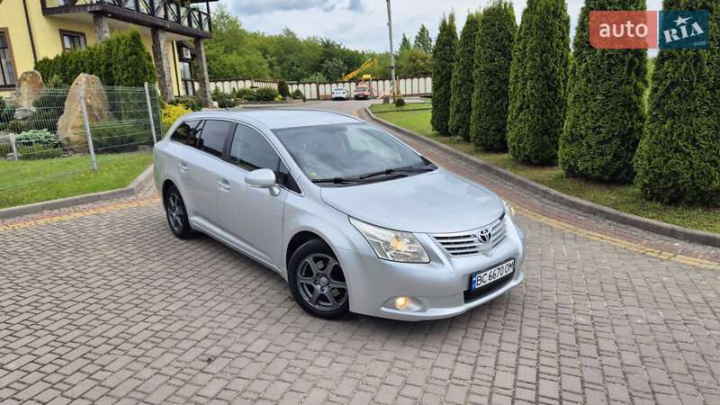 Универсал Toyota Avensis 2008 в 
