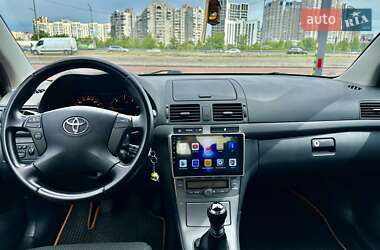 Седан Toyota Avensis 2007 в 