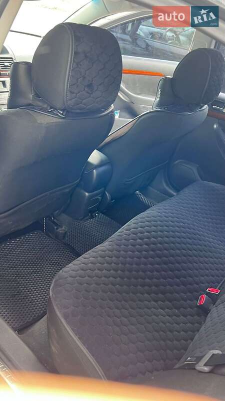 Седан Toyota Avensis 2008 в Одессе