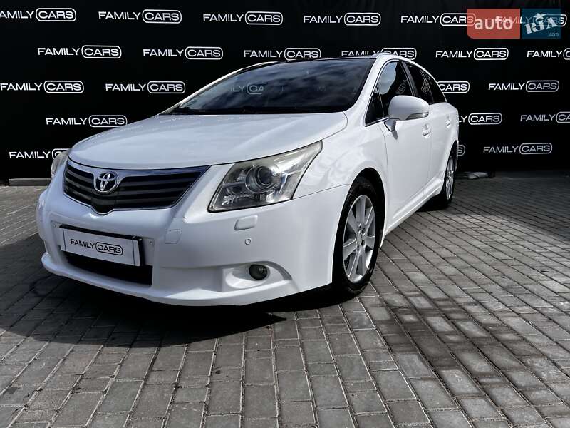 Toyota Avensis 2010