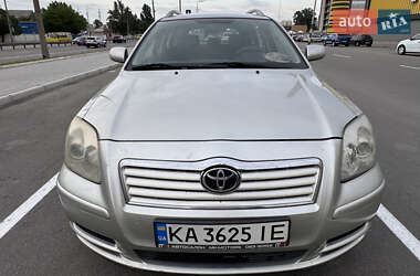 Універсал Toyota Avensis 2003 в Києві