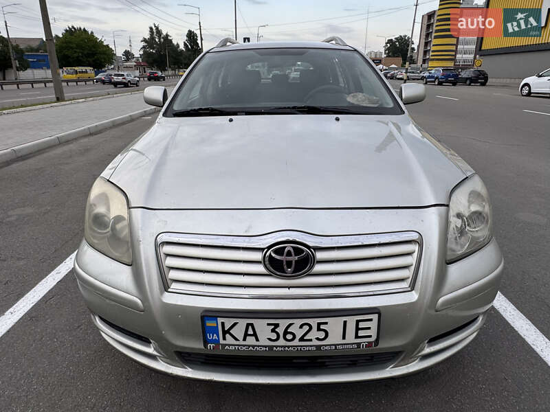 Toyota Avensis 2003
