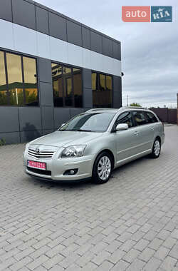 Универсал Toyota Avensis 2008 в Ровно