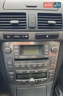 Универсал Toyota Avensis 2008 в 