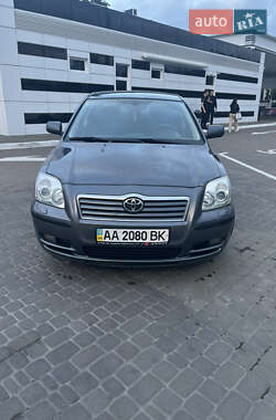 Седан Toyota Avensis 2006 в Києві
