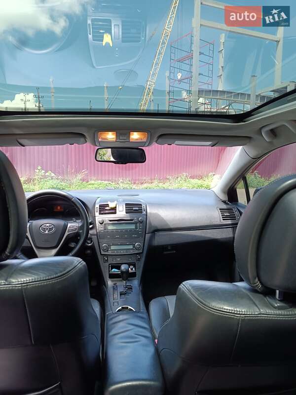 Універсал Toyota Avensis 2008 в Одесі