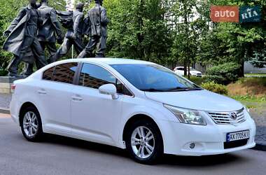 Седан Toyota Avensis 2011 в Харькове