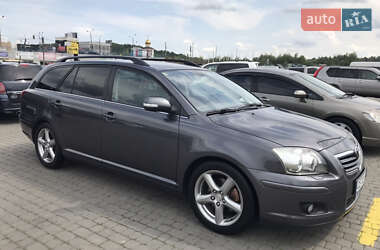 Универсал Toyota Avensis 2007 в Черновцах