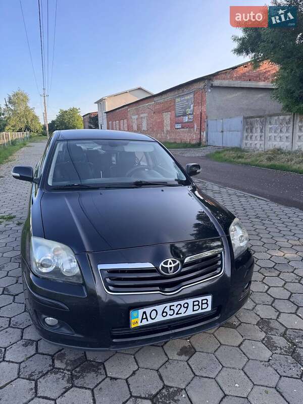 Седан Toyota Avensis 2007 в 