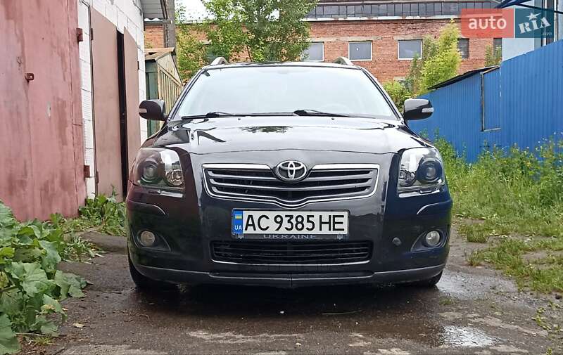 Универсал Toyota Avensis 2008 в Луцке
