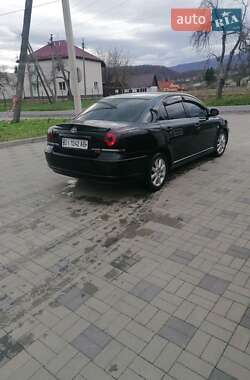 Седан Toyota Avensis 2005 в 