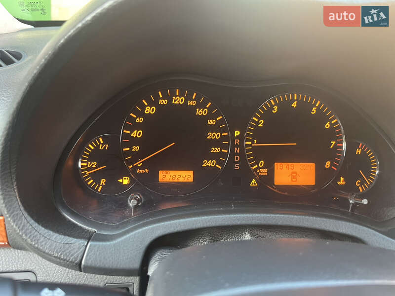Седан Toyota Avensis 2008 в Івано-Франківську