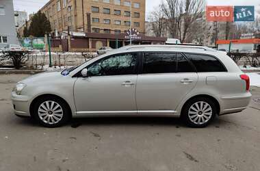 Універсал Toyota Avensis 2008 в Києві