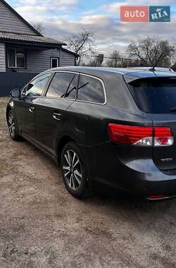 Универсал Toyota Avensis 2012 в Маневичах