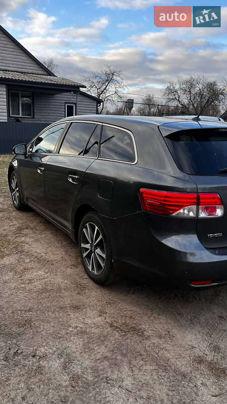 Универсал Toyota Avensis 2012 в Маневичах