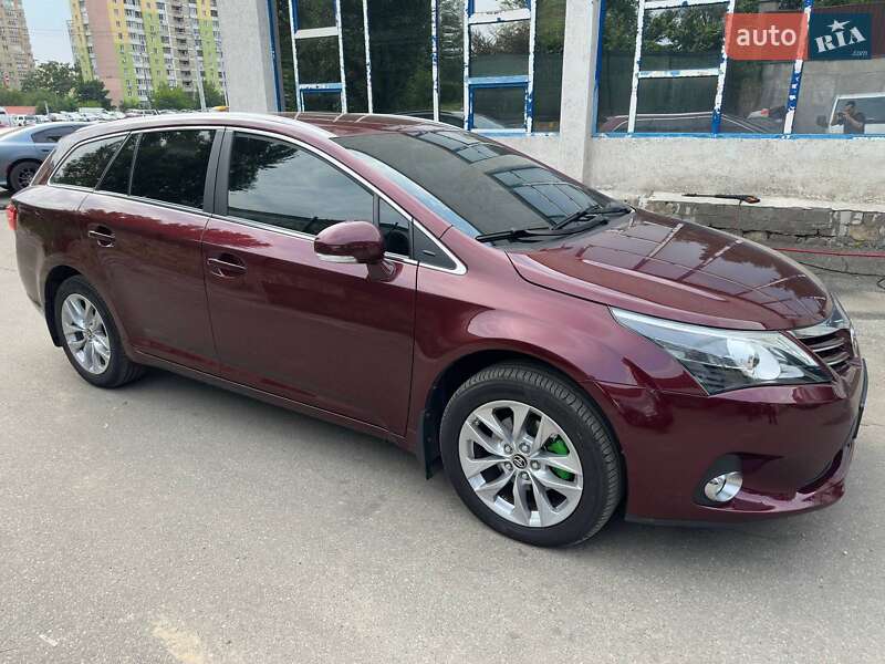 Универсал Toyota Avensis 2012 в Киеве фото 2 Универсал Toyota Avensis 2012 в Киеве