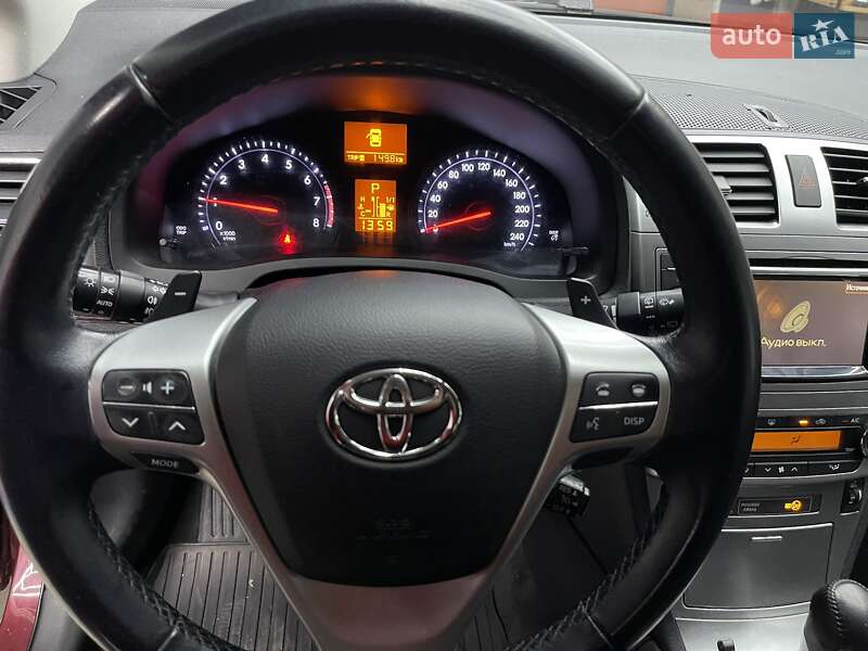 Универсал Toyota Avensis 2012 в Киеве фото 50 Универсал Toyota Avensis 2012 в Киеве