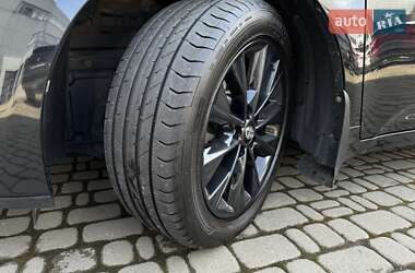 Седан Toyota Avensis 2015 в 