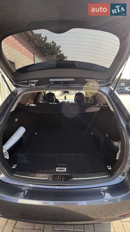 Универсал Toyota Avensis 2008 в Луцке