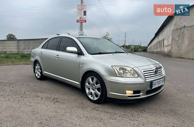 Седан Toyota Avensis 2005 в 