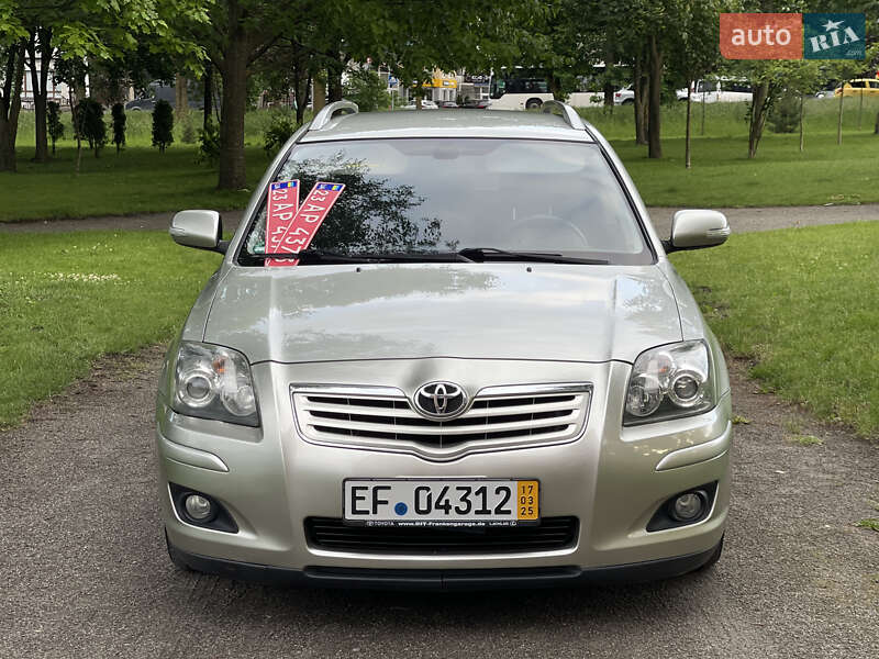 Универсал Toyota Avensis 2008 в Хмельницком