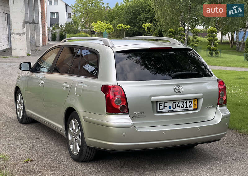 Универсал Toyota Avensis 2008 в Хмельницком