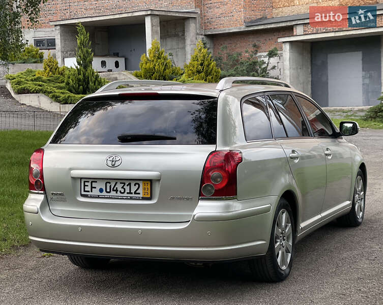 Универсал Toyota Avensis 2008 в Хмельницком