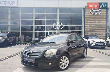 Седан Toyota Avensis 2008 в Киеве